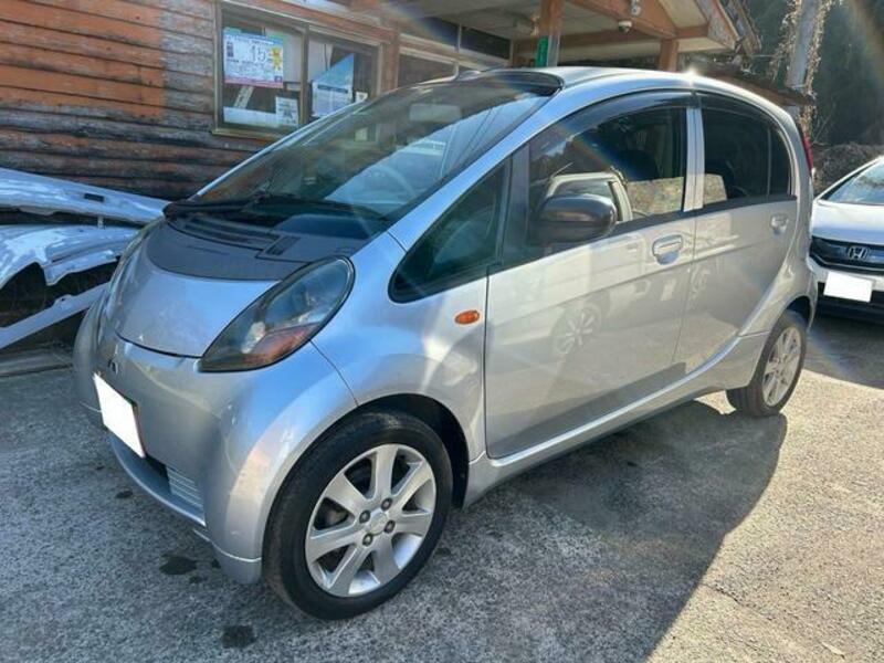 MITSUBISHI I