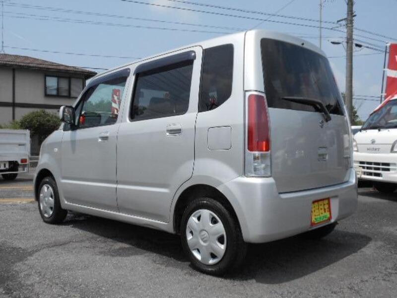 WAGON R