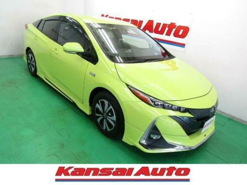 TOYOTA PRIUS PHV
