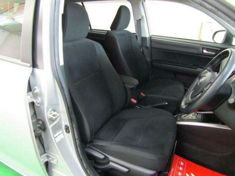 COROLLA FIELDER