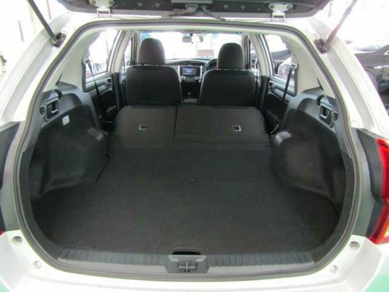 COROLLA FIELDER