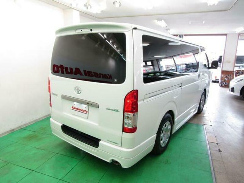 HIACE VAN