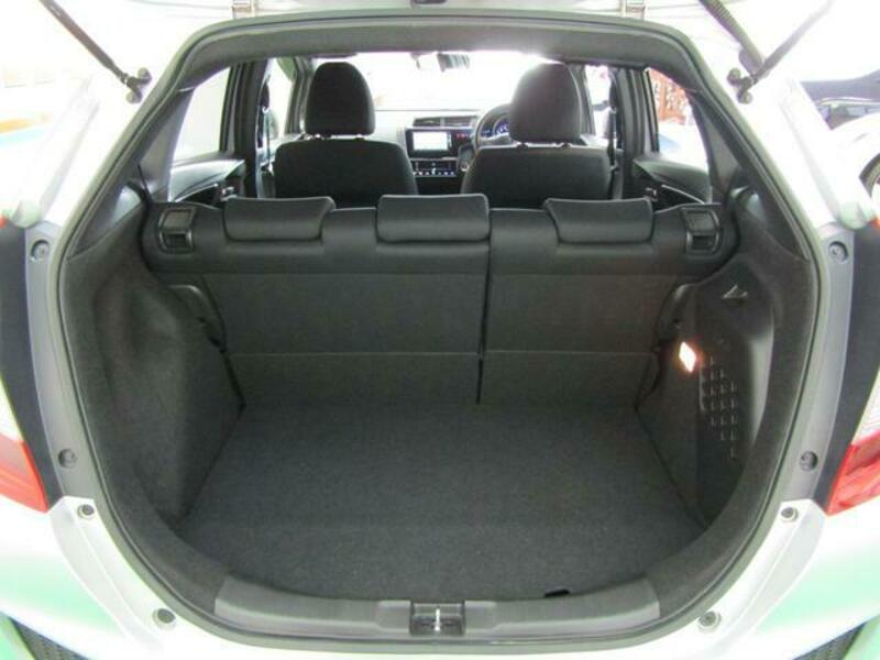 FIT HYBRID