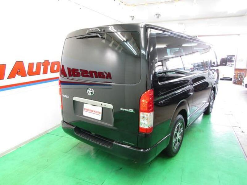 HIACE VAN
