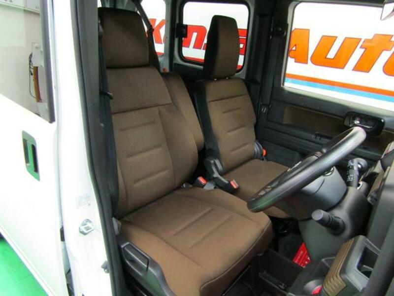 N-VAN