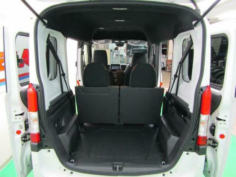 N-VAN