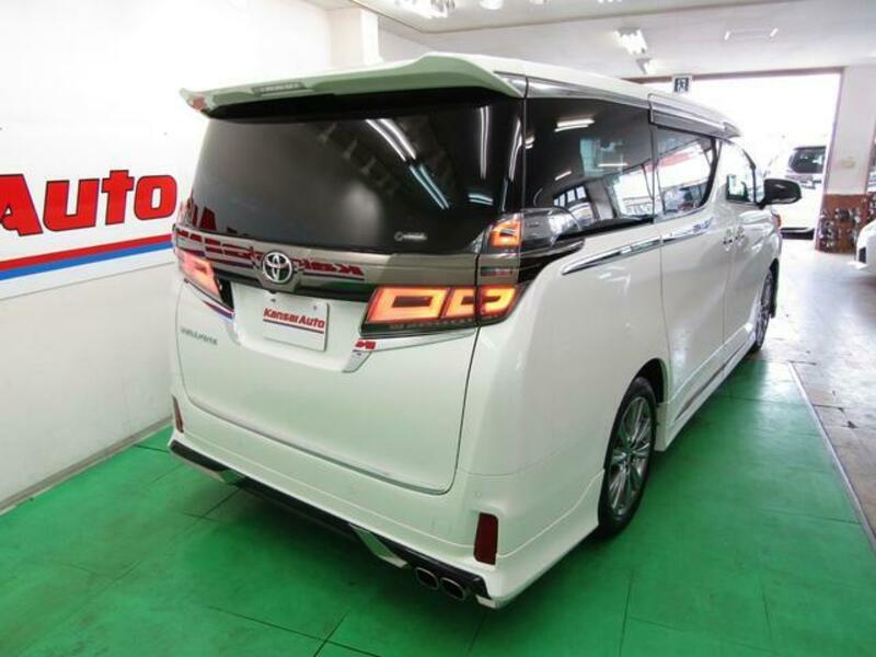 VELLFIRE