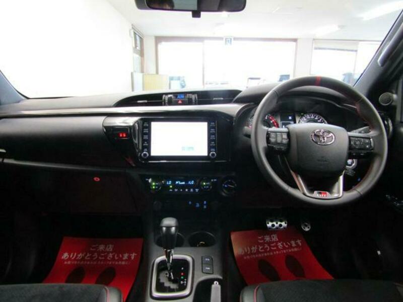 HILUX