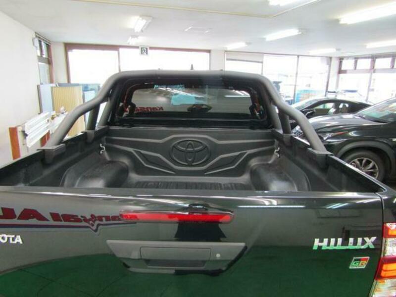 HILUX