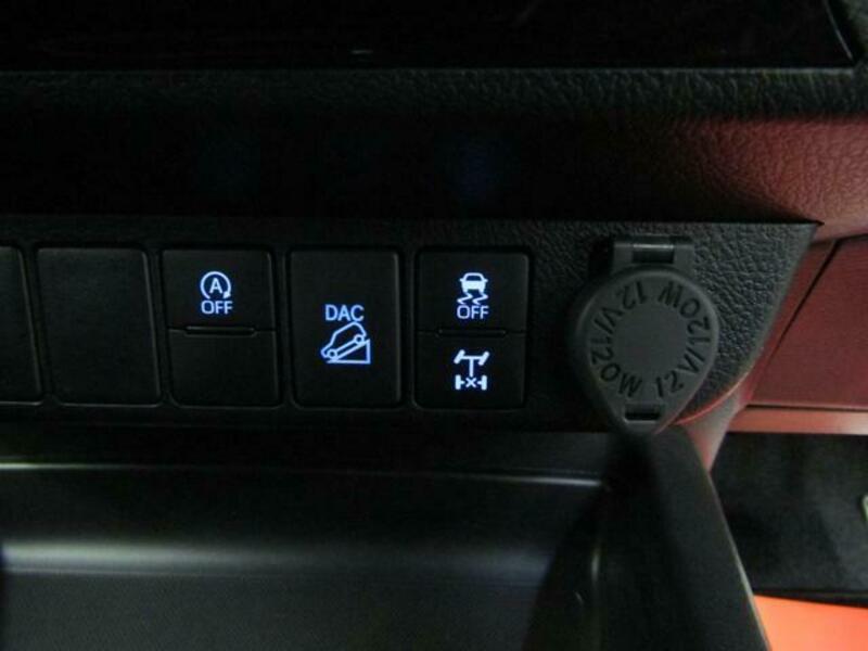 HILUX