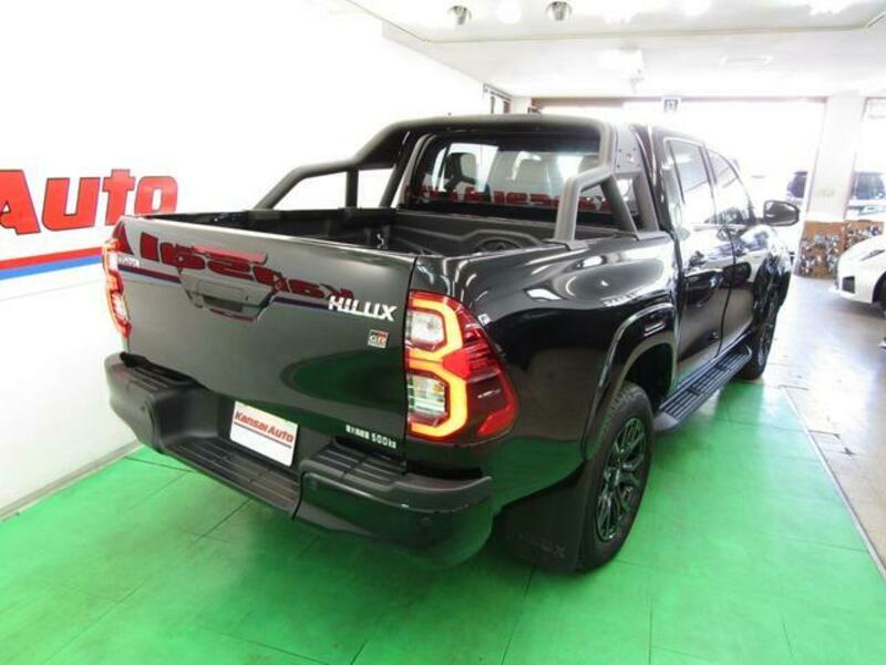 HILUX
