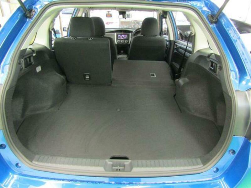 COROLLA FIELDER