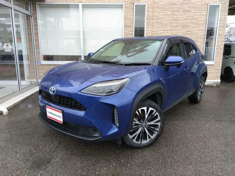 YARIS CROSS