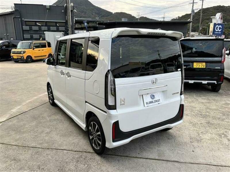 N BOX CUSTOM