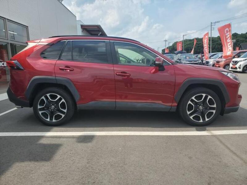 RAV4