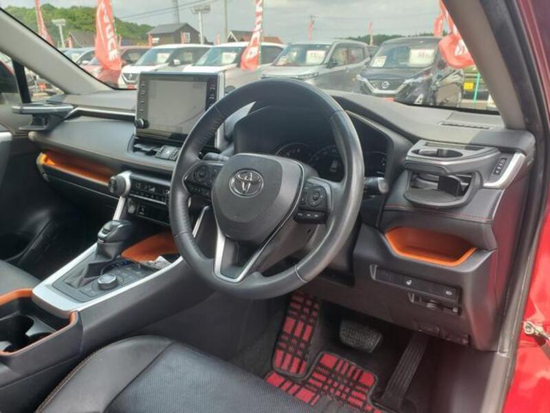 RAV4