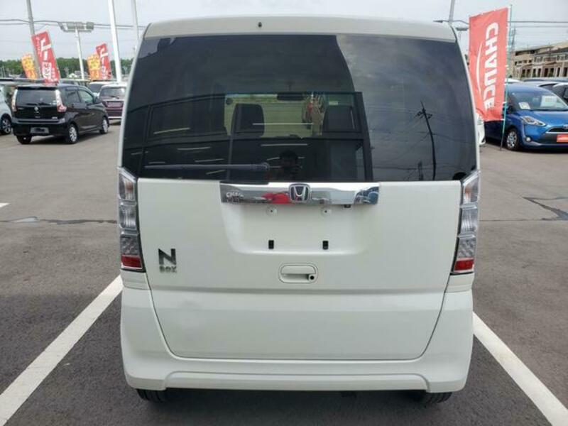 N BOX