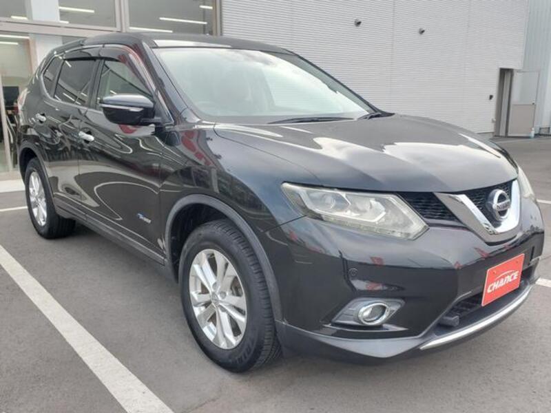 X-TRAIL