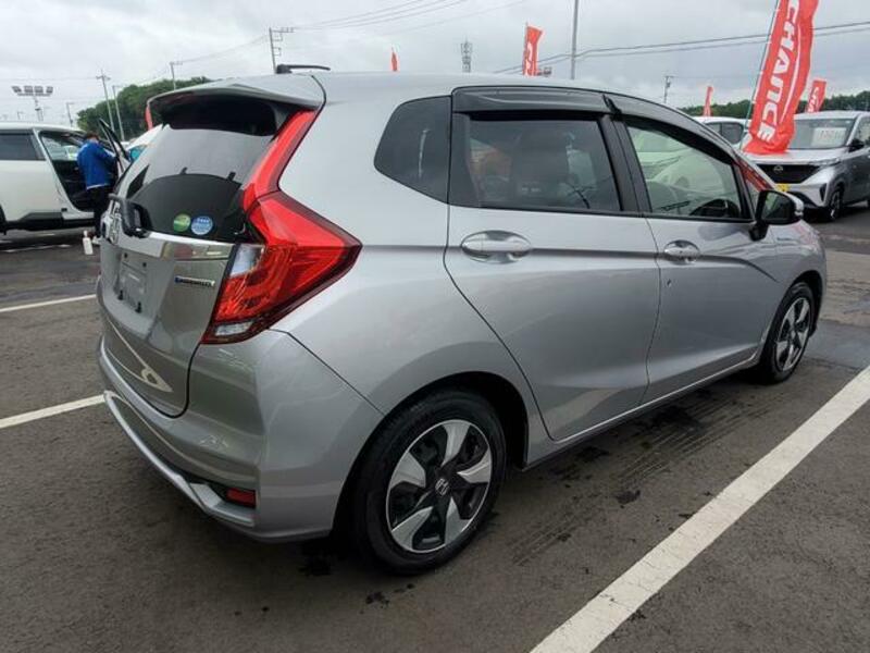 FIT HYBRID