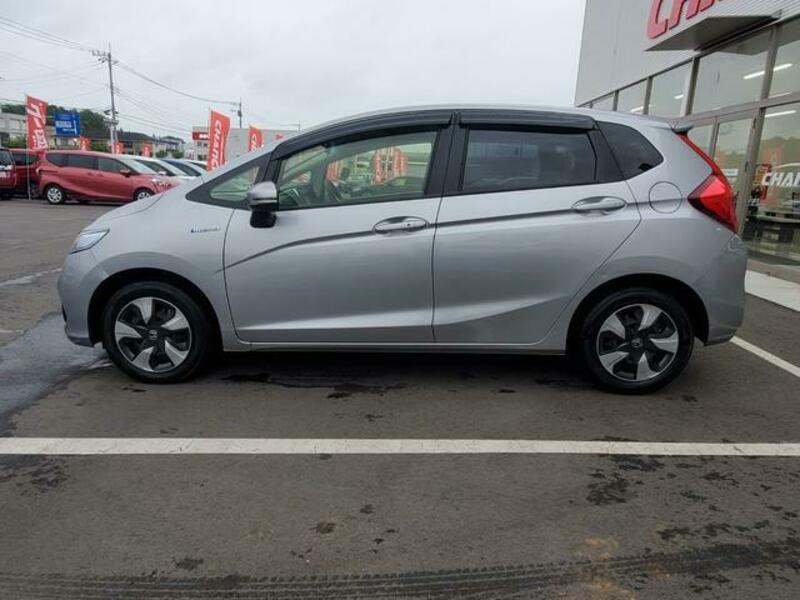 FIT HYBRID