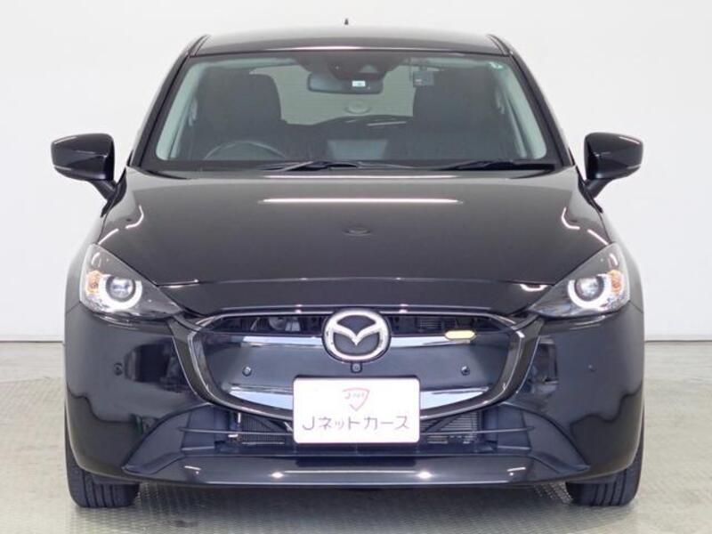 MAZDA2