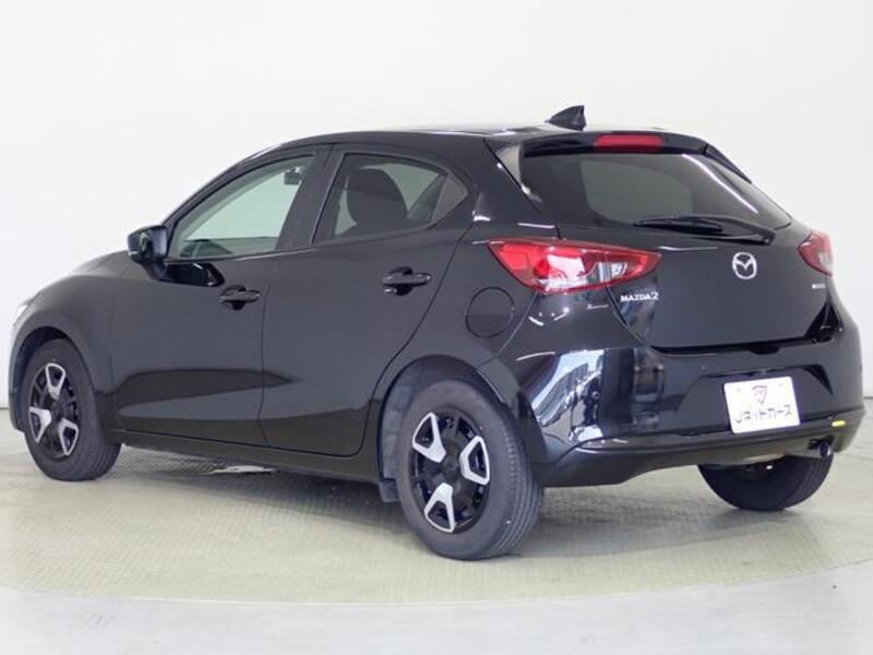 MAZDA2