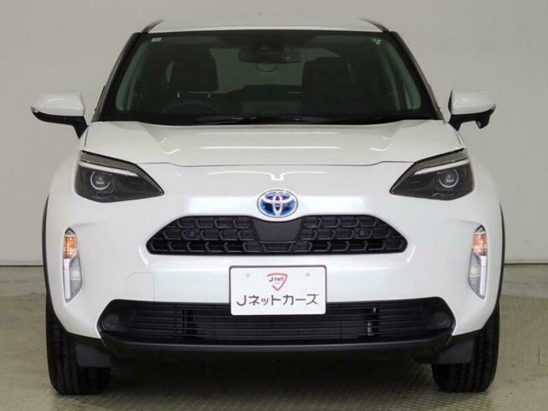 YARIS CROSS
