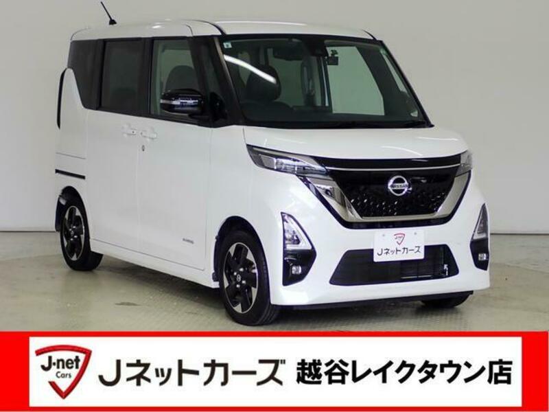 NISSAN ROOX