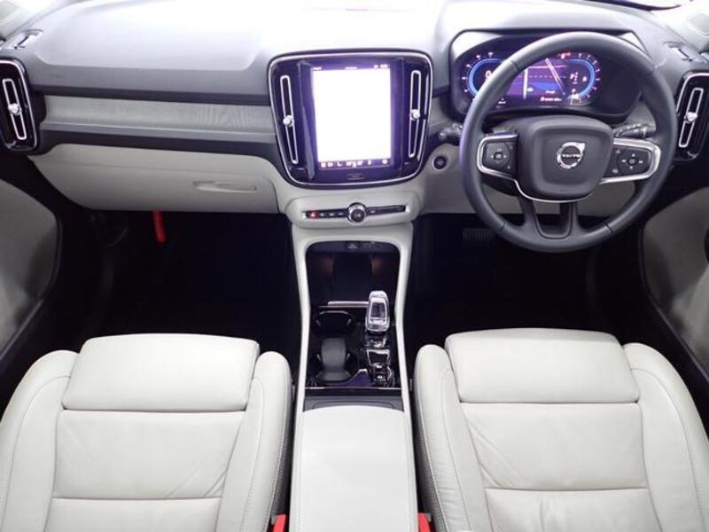 XC40