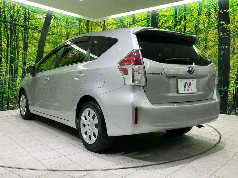 PRIUS ALPHA