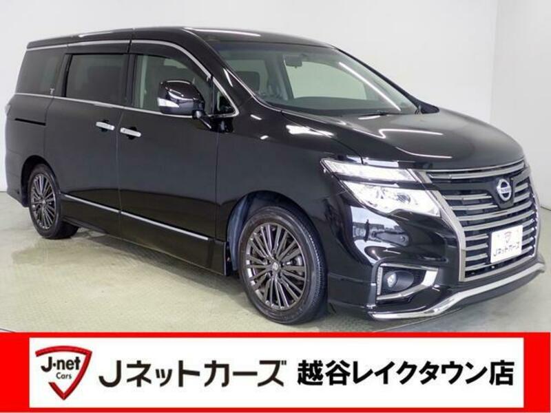 NISSAN ELGRAND