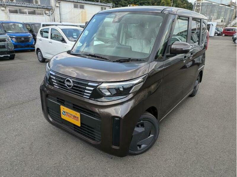 NISSAN ROOX