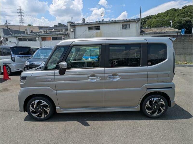 SPACIA CUSTOM