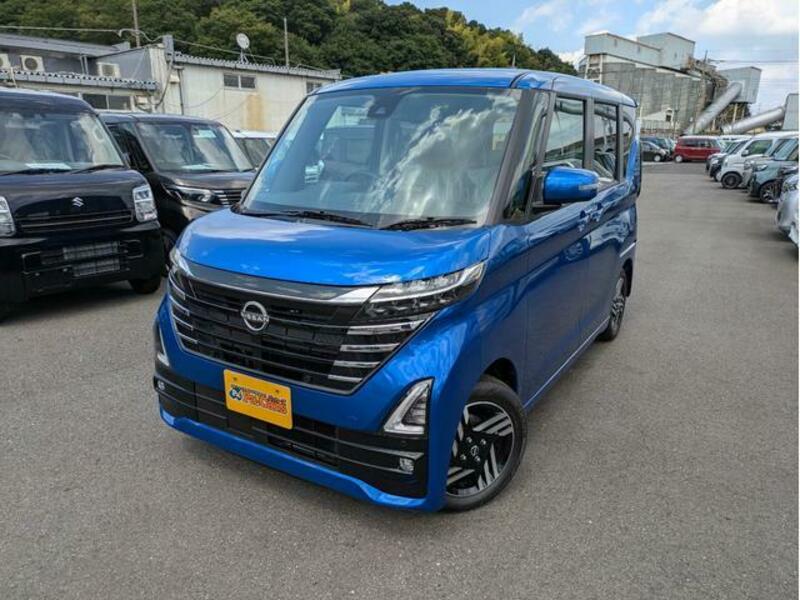 NISSAN ROOX