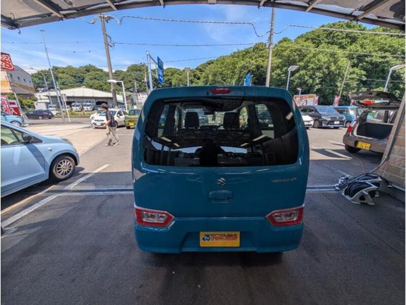 WAGON R