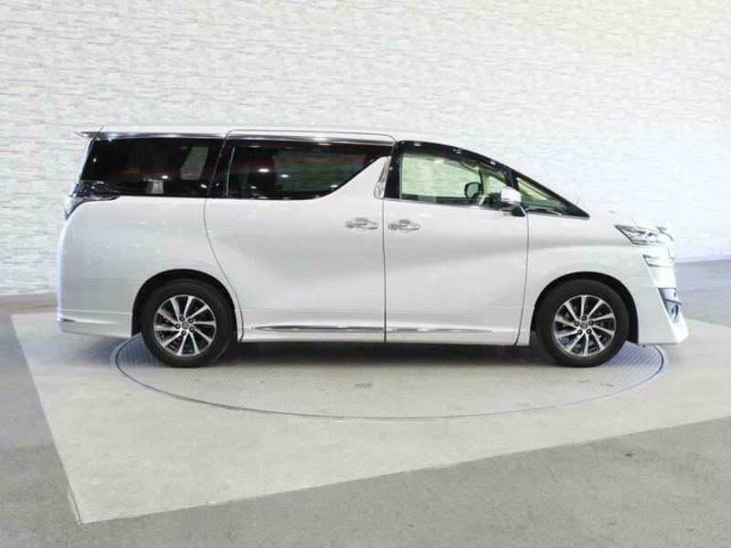 VELLFIRE