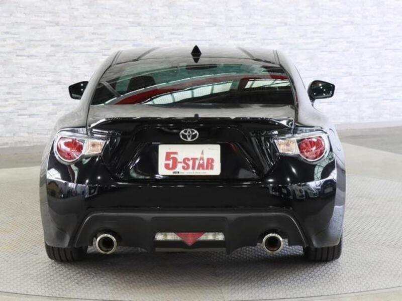86