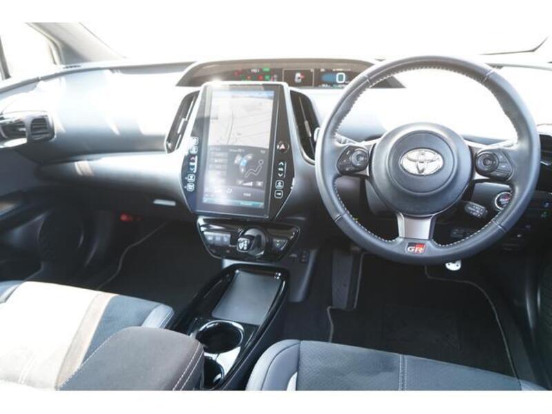 PRIUS PHV