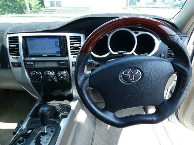 HILUX SURF