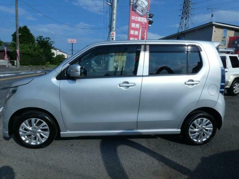 WAGON R