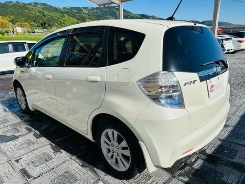 FIT HYBRID