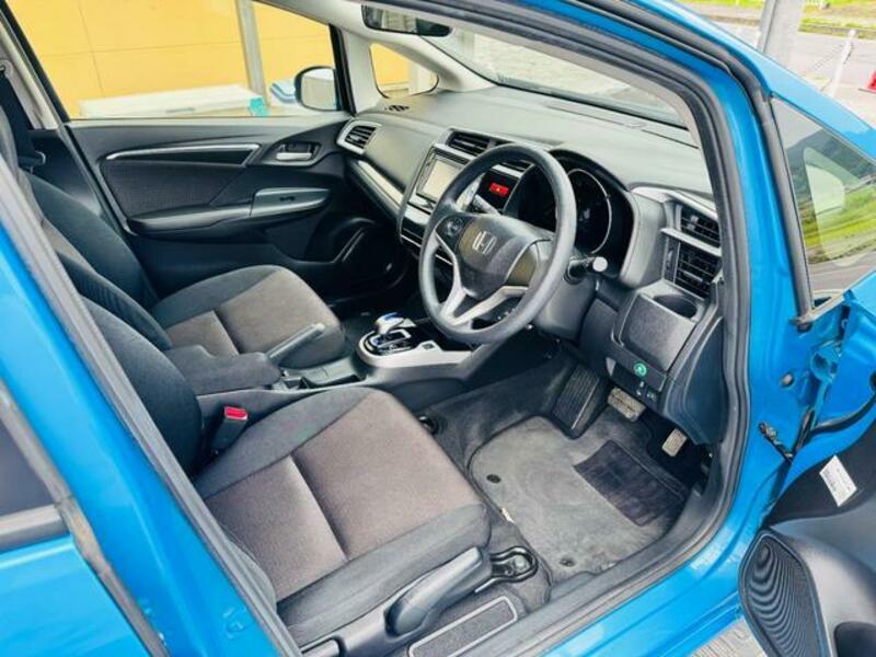 FIT HYBRID