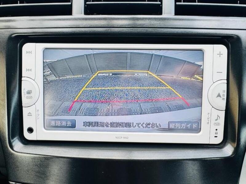 PRIUS ALPHA
