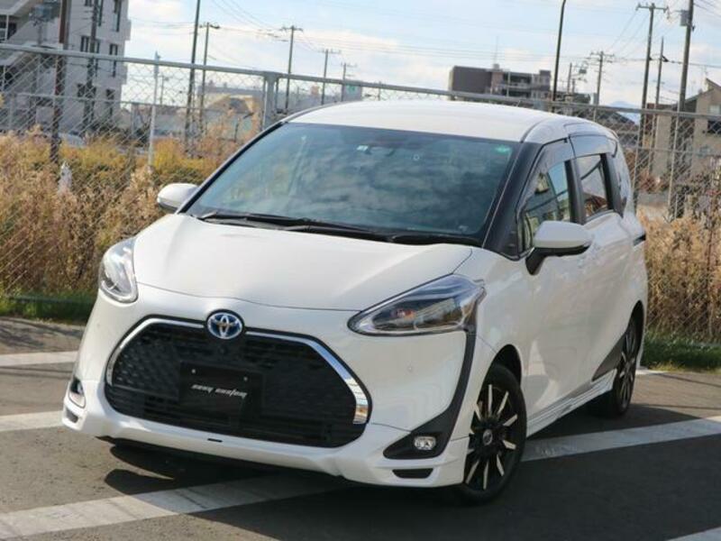 TOYOTA SIENTA