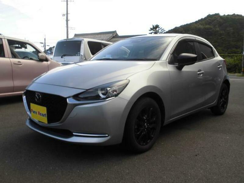MAZDA2