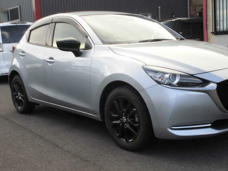 MAZDA2