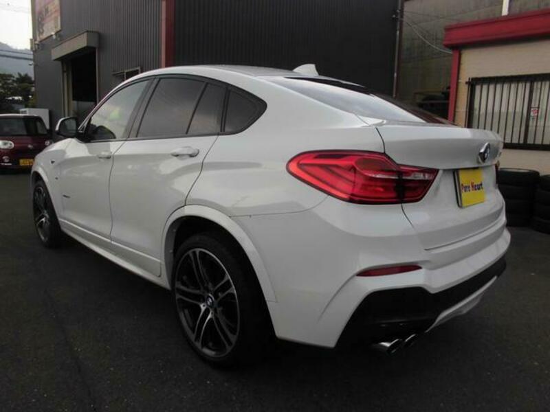 X4