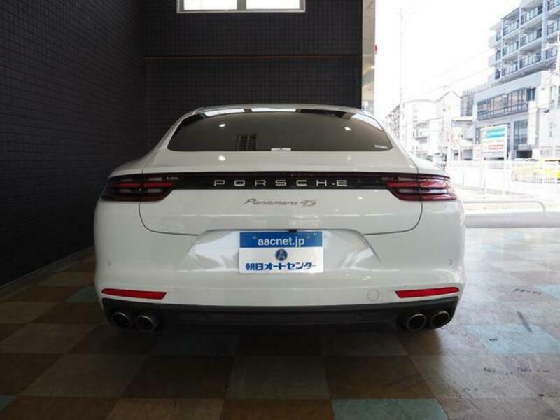 PANAMERA
