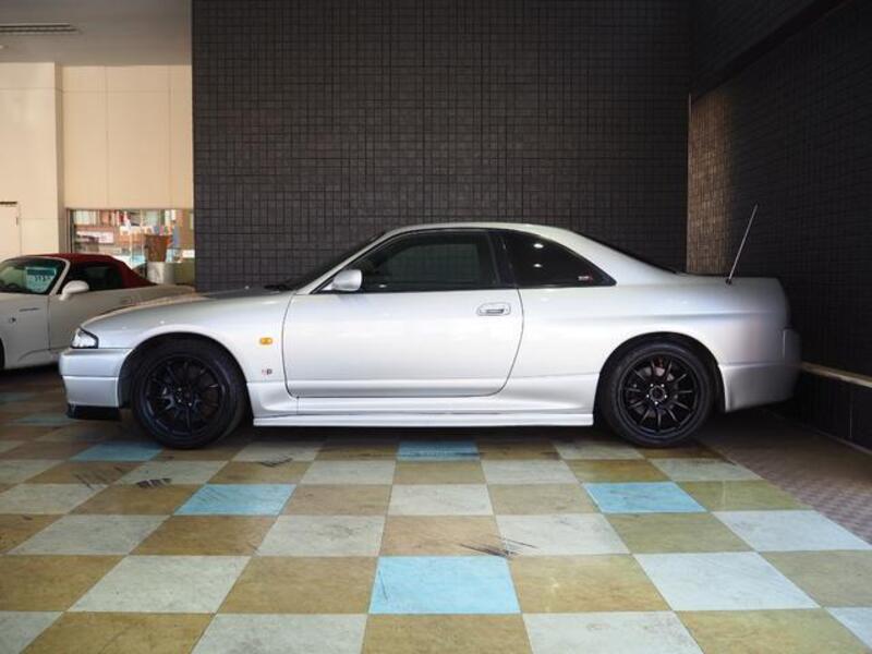 SKYLINE