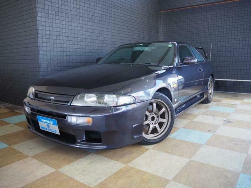 NISSAN SKYLINE